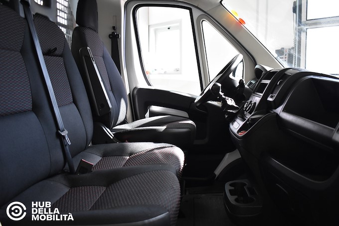 PEUGEOT Boxer 335 2.2 BlueHDi 165 S&S PLM Cassonato Acciaio